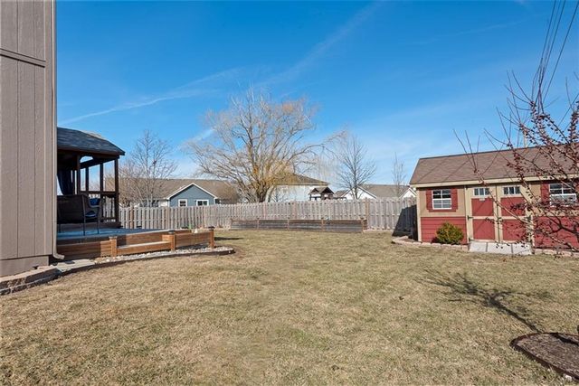 496 E Willow Street, Gardner, KS 66030