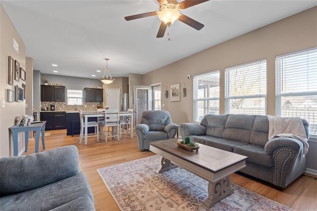 496 E Willow Street, Gardner, KS 66030