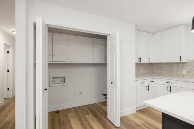 2435 S Kickapoo Avenue, Springfield, MO 65804