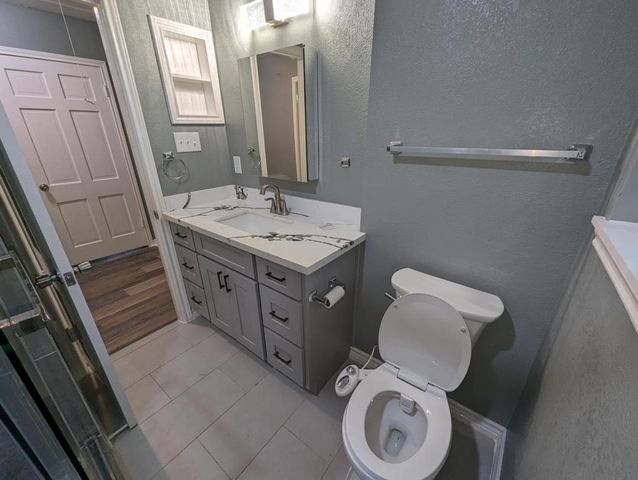 5634 Canterway Drive, Houston, TX 77048