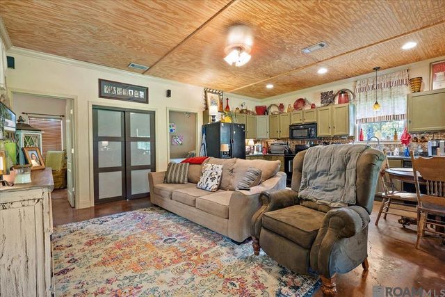 730 Hundred Oaks Dr, Montpelier, LA 70422