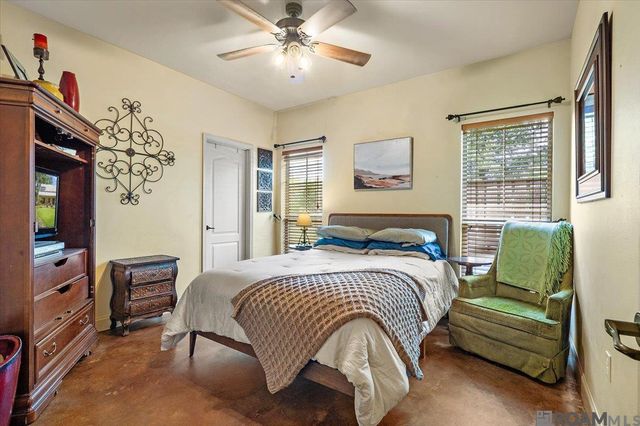 730 Hundred Oaks Dr, Montpelier, LA 70422