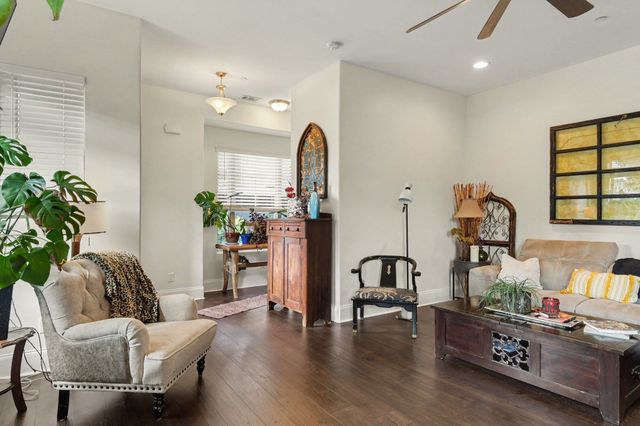 107 Savannah Ave, Pleasant View, TN 37146
