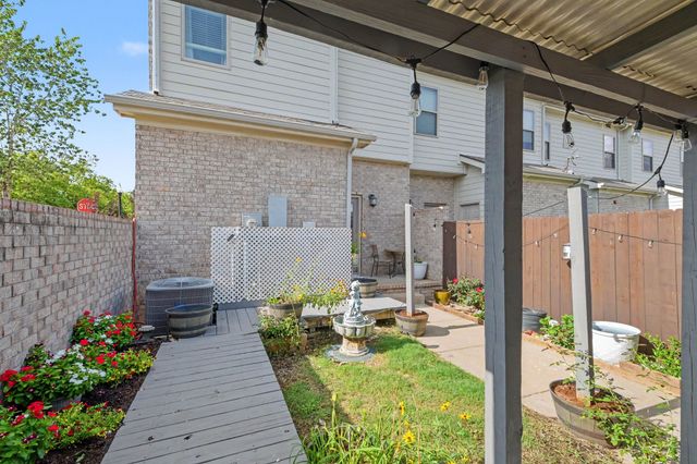 107 Savannah Ave, Pleasant View, TN 37146