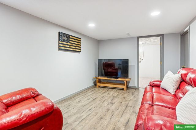 2328 Parkview Drive, Fremont, NE 68025