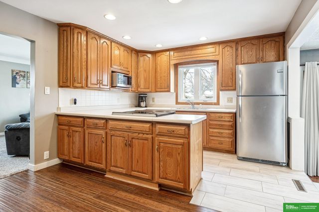 2328 Parkview Drive, Fremont, NE 68025