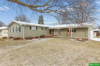 2328 Parkview Drive, Fremont, NE 68025