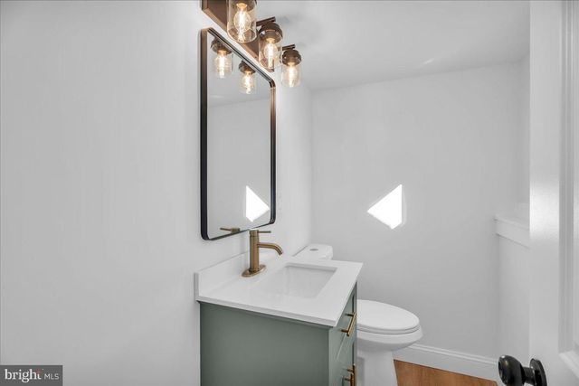 51 HOLLY DR, West Deptford, NJ 08096