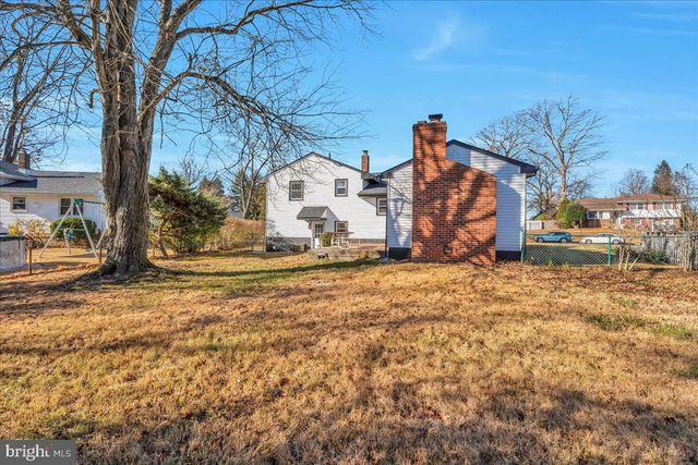 51 HOLLY DR, West Deptford, NJ 08096