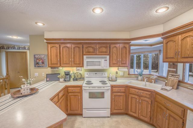 12141 Fantail Road, Royalton, MN 56373