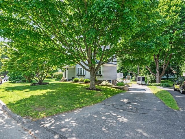 46 North Parkway, Worcester, MA 01605