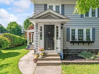 46 North Parkway, Worcester, MA 01605