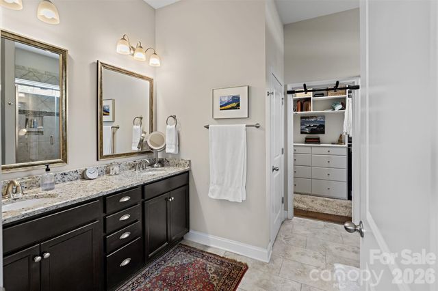 5031 Star Hill Lane, Charlotte, NC 28214