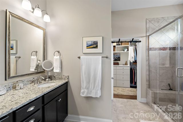 5031 Star Hill Lane, Charlotte, NC 28214