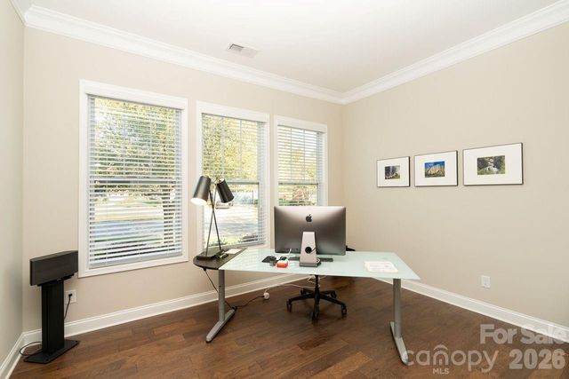 5031 Star Hill Lane, Charlotte, NC 28214