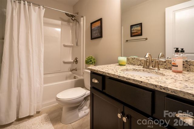 5031 Star Hill Lane, Charlotte, NC 28214