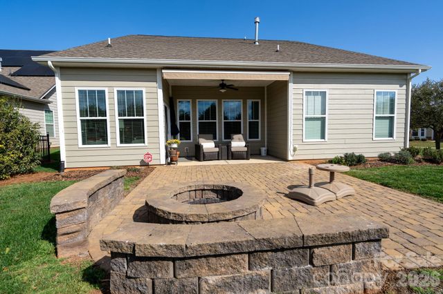 5031 Star Hill Lane, Charlotte, NC 28214