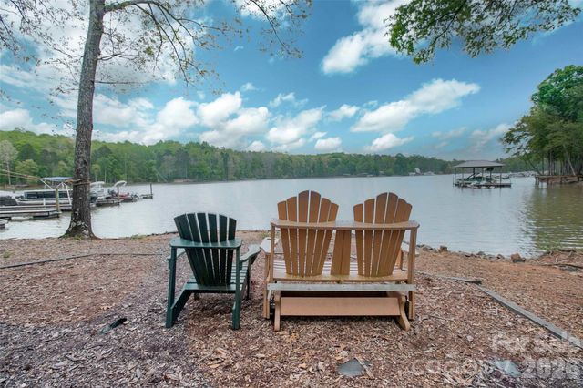 5031 Star Hill Lane, Charlotte, NC 28214