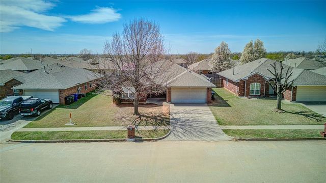 2608 Queenston Avenue, Norman, OK 73071