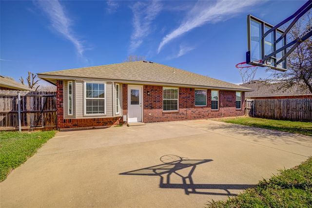 2608 Queenston Avenue, Norman, OK 73071
