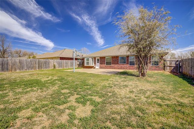 2608 Queenston Avenue, Norman, OK 73071