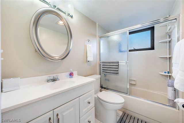 1802 Kings Lake BLVD 2-101, Naples, FL 34112