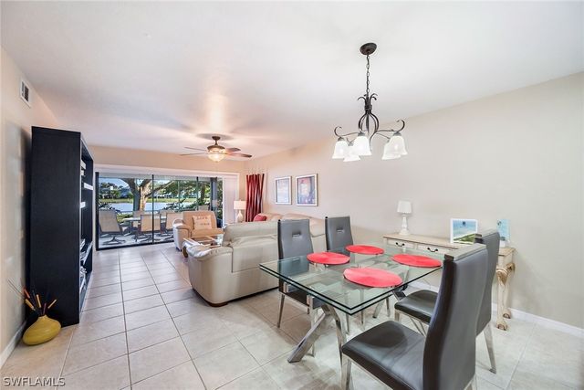1802 Kings Lake BLVD 2-101, Naples, FL 34112
