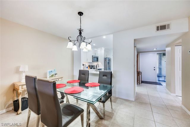 1802 Kings Lake BLVD 2-101, Naples, FL 34112