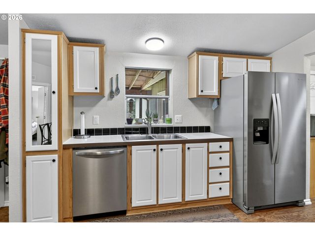 28107 S GARD Rd, Mulino, OR 97042