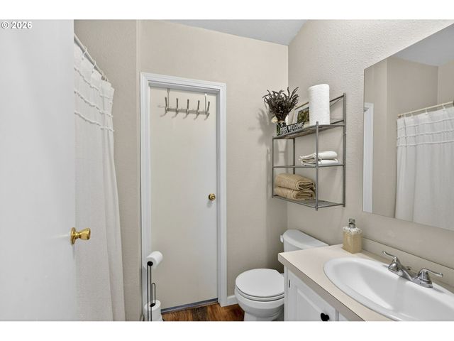 28107 S GARD Rd, Mulino, OR 97042