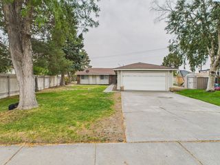8819 W Deschutes Drive, Kennewick, WA 99336