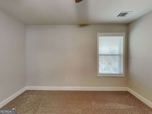 563 Cherry Creek Drive, Loganville, GA 30052