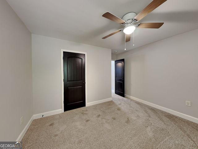 563 Cherry Creek Drive, Loganville, GA 30052