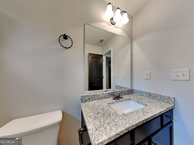 563 Cherry Creek Drive, Loganville, GA 30052