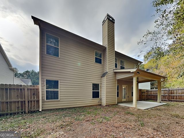 563 Cherry Creek Drive, Loganville, GA 30052