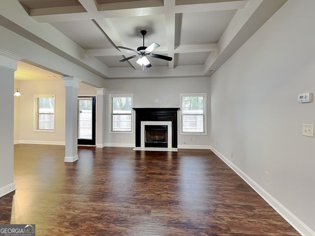 563 Cherry Creek Drive, Loganville, GA 30052