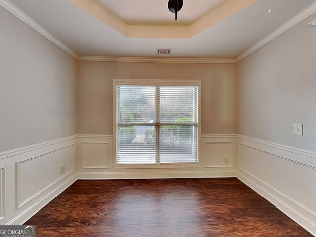 563 Cherry Creek Drive, Loganville, GA 30052