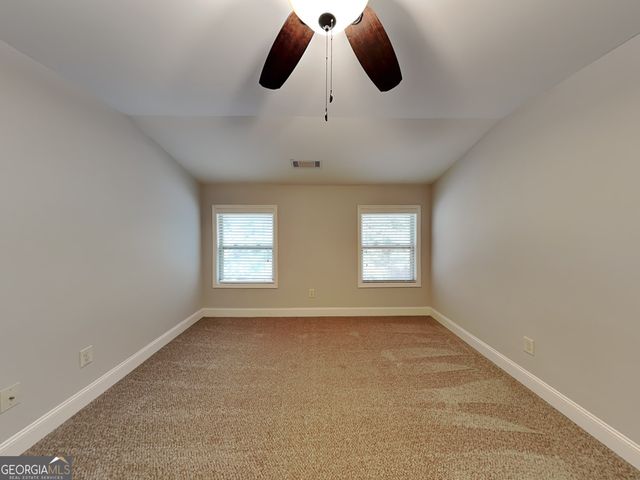 563 Cherry Creek Drive, Loganville, GA 30052