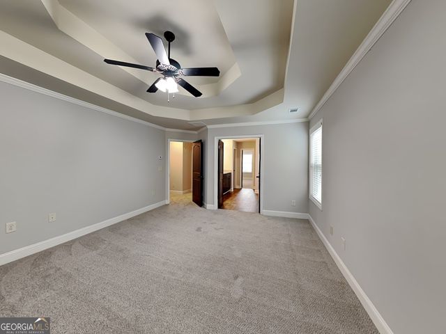 563 Cherry Creek Drive, Loganville, GA 30052