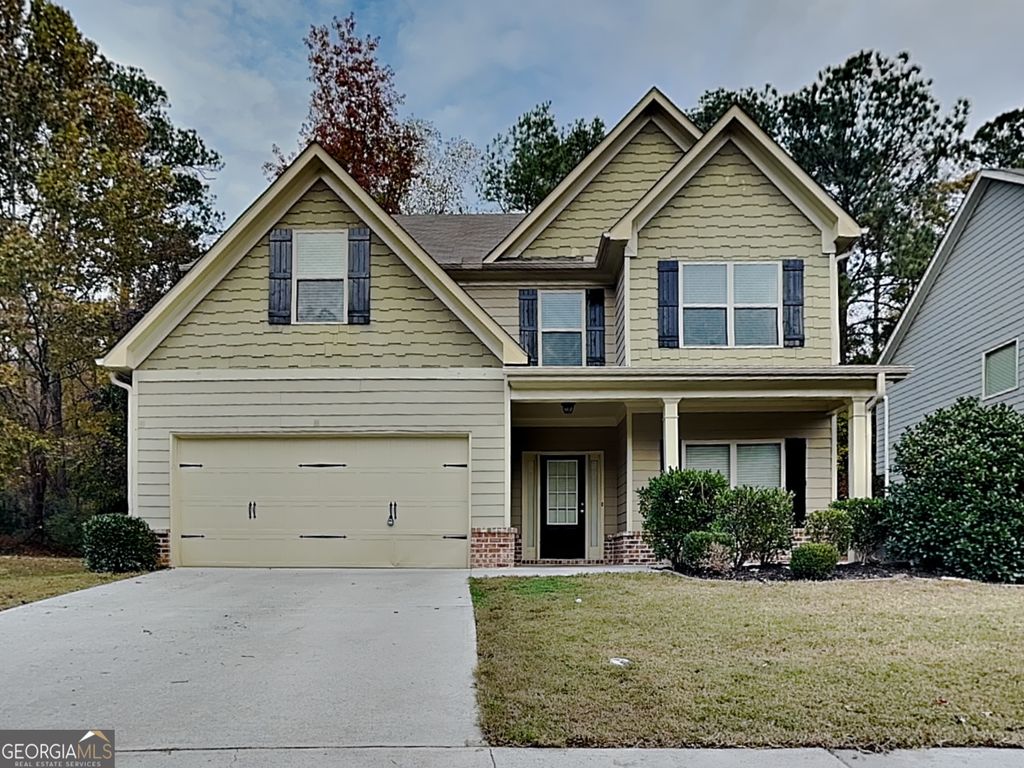 563 Cherry Creek Drive, Loganville, GA 30052