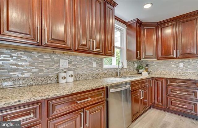 4105 30TH ST, Mount Rainier, MD 20712