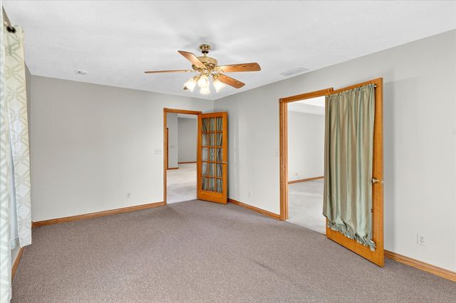 4281 E Sherwood Circle, Springfield, MO 65802