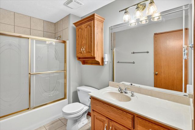 4281 E Sherwood Circle, Springfield, MO 65802