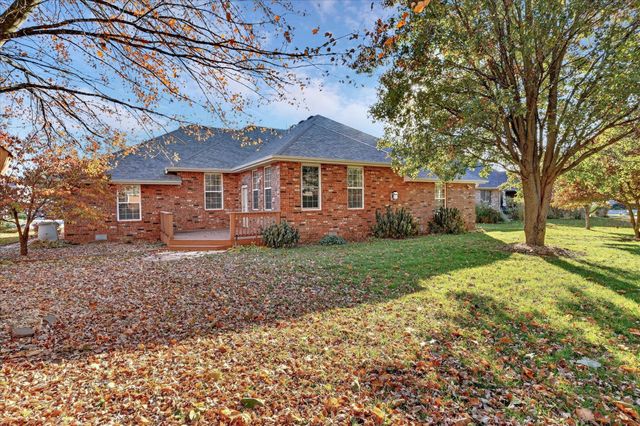 4281 E Sherwood Circle, Springfield, MO 65802