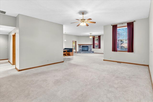 4281 E Sherwood Circle, Springfield, MO 65802