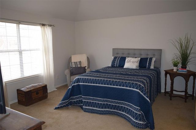 9711 Bradford Place Place, Midwest City, OK 73130