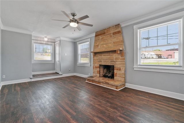 200 Thomas Street, West Mifflin, PA 15122