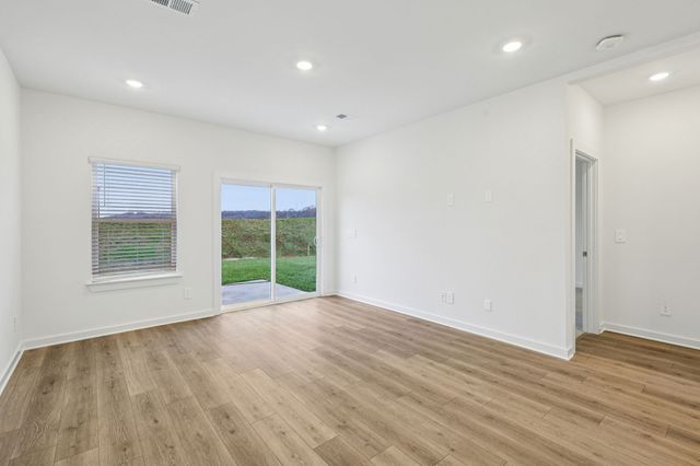 1528 Bear Branch Trace, Columbia, TN 38401