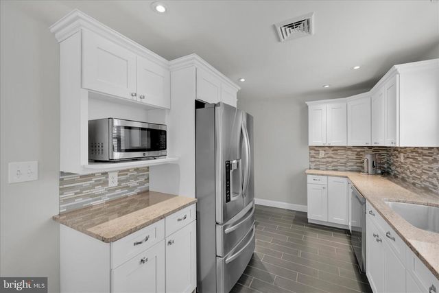 640 MINERSVILLE LLEWELLYN HWY, Pottsville, PA 17901