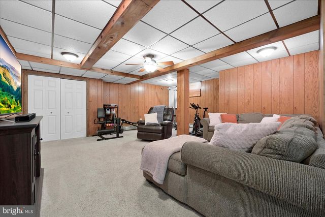 640 MINERSVILLE LLEWELLYN HWY, Pottsville, PA 17901